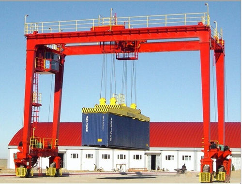 Pórtico en riel - Henan Weihua Heavy Machinery Co., Ltd - para contenedores / hidráulico