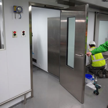 Puerta abatible - ENR SH - Tane Hermetic - con bisagra / de acero inoxidable / para sala blanca