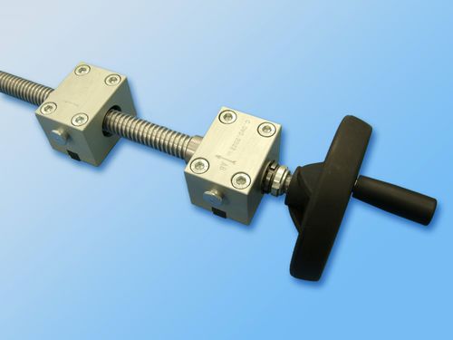 Volante de maniobra - HAND WHEELS WITH REAMED HOLES AND SLOT FOR TAB - Bimeccanica s.r.l. - de mando / de trincado / con indicador