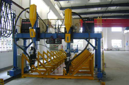 Máquina de soldar por arco - M / TZ series - DX BLAST - automática / para perfiles