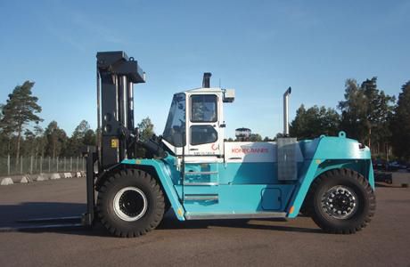 Carretilla elevadora con motor de combustión - SMV series - Konecranes - con operador sentado / de manipulación / con 4 ruedas