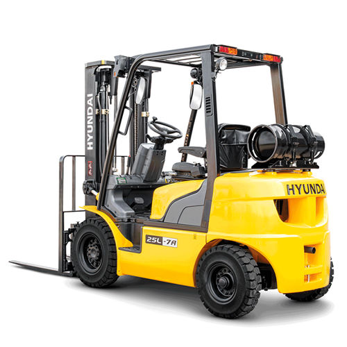 Carretilla elevadora de GLP - 7A - HYUNDAI HEAYY INDUSTRIES - con operador sentado / para interior / para almacén