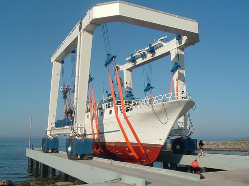 Travel lift de anchura variable - BEIJING WOWJOINT MACHINERY CO., LTD.