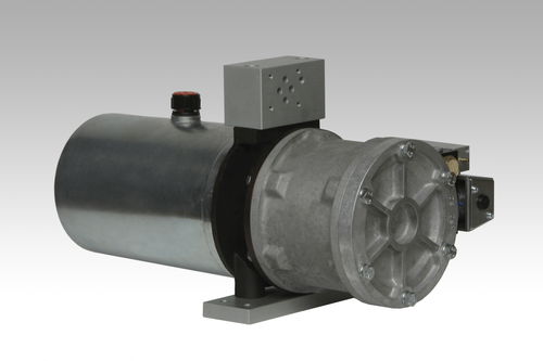 Bomba hidráulica de pistón - P820 series - OLMEC - accionada por aire / ATEX / de doble efecto