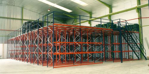 Sistema de estanterías con altillo - Estanterias Record S.L - para depósito de almacenamiento / multi-almacenamiento / doble cara