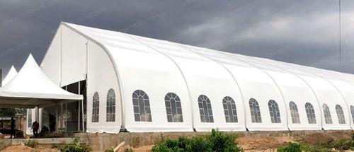 Tienda para organización de evento - TFS Curve - Liri Tent Technology