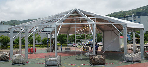 Tienda para organización de evento - Hexadecagon - Liri Tent Technology