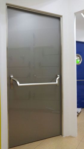 Puerta abatible - Talleres Alfa Torres - de acero galvanizado / para interior