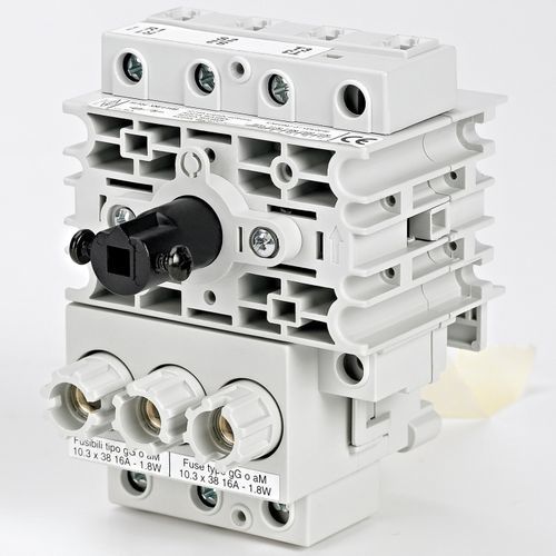 Interruptor seccionador de baja tensión - XNF0164BK6 - BREMAS BETTER SWITCHES - 4 polos / AC / en riel DIN