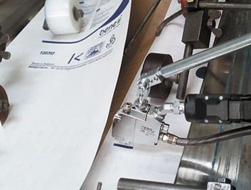 Máquina para aplicación de cola en caliente - GTE-112H - ERO Gluing Systems - electromagnética