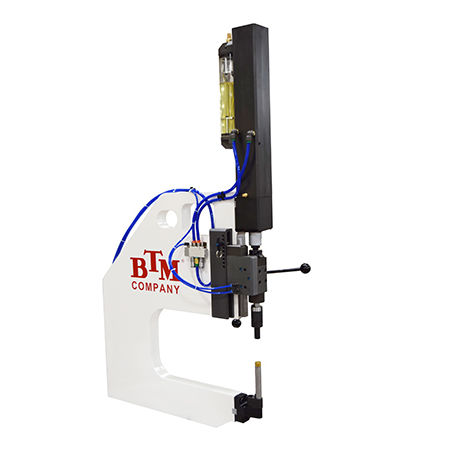 Máquina de clinchado - MCP-44 - BTM Europe Blechverb. GmbH