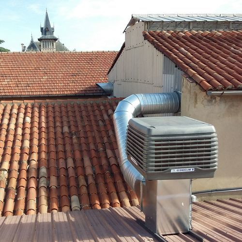 Enfriador adiabático evaporativo fijo - ECONOCLIM® B / C - NEU-JKF - para la industria del automóvil / industrial / de producción