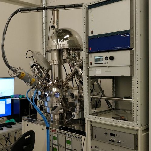 Espectrómetro de fotoelectrones emitidos por rayos X - XPS  - Hiden Analytical - para análisis