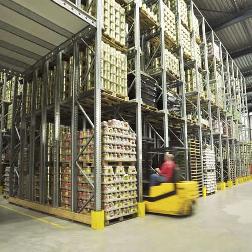 Sistema de estanterías para cargas pesadas - Drive-In Pallet Racking - Dexion - con paleta