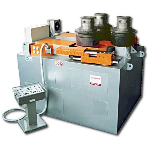 Máquina curvadora hidráulica - 311 - COMAC Srl - de perfiles / con 3 rodillos motores / horizontal