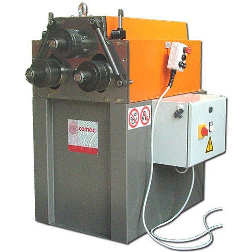 Máquina curvadora hidráulica - SERIE 1 - COMAC Srl - de perfiles / con 3 rodillos motores / horizontal