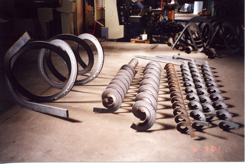 Formadora de espirales de tornillo sin fin - TS 102 - COMAC Srl
