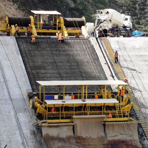 Pavimentadora para hormigón - Titan Makina Ltd. Sti. - con neumáticos / para construcciones