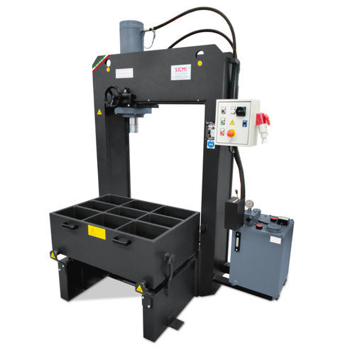 Prensa hidráulica - PBM 150 MC - SICMI - con control manual / de enderezar / de enganche