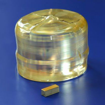 Cristal de niobato de litio LiNbO3 - Union Optic Inc. - birrefringentes