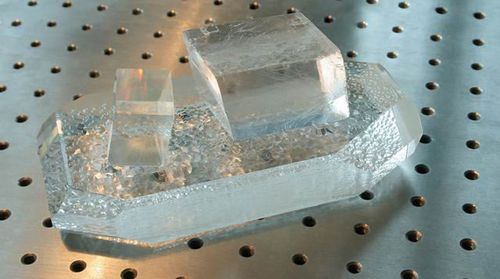 Cristal de cuarzo - Union Optic Inc. - birrefringentes