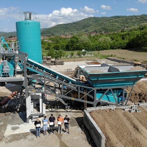 Planta de hormigón móvil - Mobile 30 - CONSTMACH Concrete Plants & Crushers - automática / compacta / monoaxial