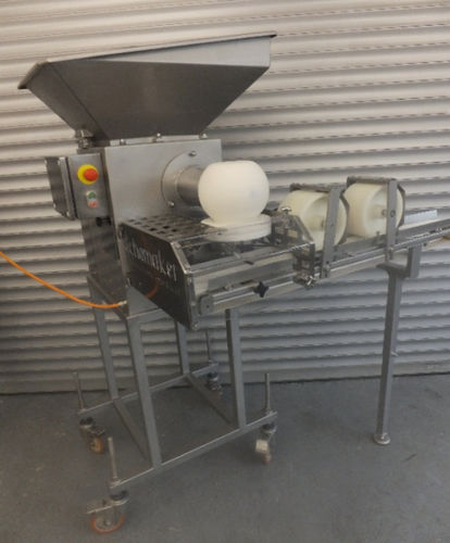 Máquina porcionadora de carne - TVM 002 - Schomaker Convenience Technik GmbH - automática