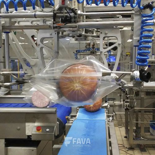 Máquina de embalaje robotizada - Fava Giorgio Axel s.r.l. - de vacío / de bolsas / para productos alimentarios
