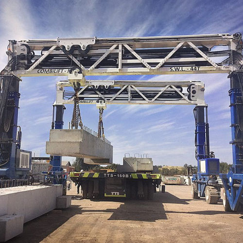 Carretilla elevadora de tipo straddle (horcaja) para vigas prefabricadas de hormigón - COMBI-MG series - Combilift - para la ingeniería civil / de manipulación de equipos para aerogeneradores / eléctrica