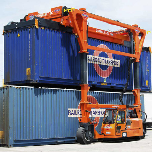 Carretilla elevadora de tipo straddle (horcaja) para vigas prefabricadas de hormigón - COMBI-SC3 - Combilift - para contenedores / con motor diésel / para cargas pesadas