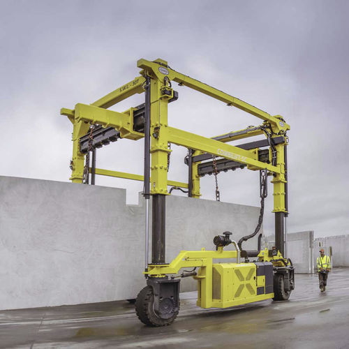 Carretilla elevadora de tipo straddle (horcaja) para vigas prefabricadas de hormigón - COMBI-SC3 - Combilift - para la ingeniería civil / longitud / para contenedores