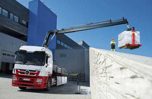 Grúa montada sobre camión - X-HiDuo 188 - Hiab - de mástil / articulada / para aplicaciones mineras