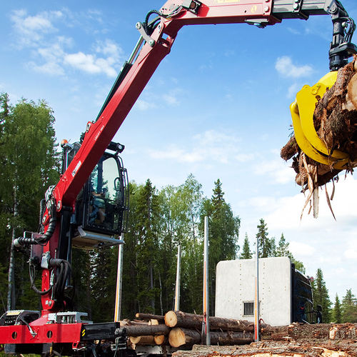 Cargadora forestal de pluma articulada - 1088S series - Hiab - montada en camión