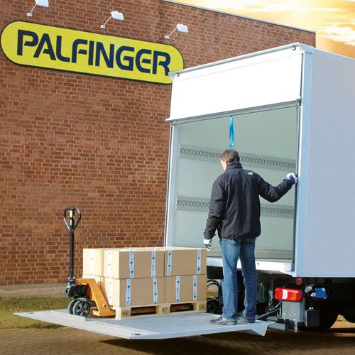 Puerta elevadora estándar - MBB C 1000 L - Palfinger - para camión
