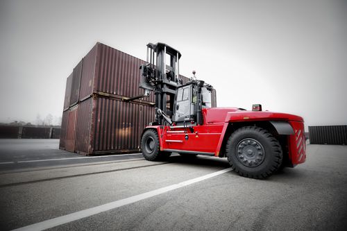 Carretilla elevadora con motor térmico - DCF180–520 - Kalmar - con operador sentado / con 4 ruedas / para cargas pesadas