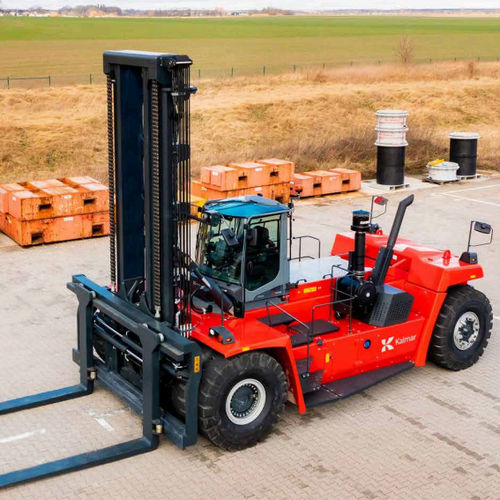 Carretilla elevadora eléctrica - DCG180-540 - Kalmar - con operador sentado / de manipulación / con 4 ruedas