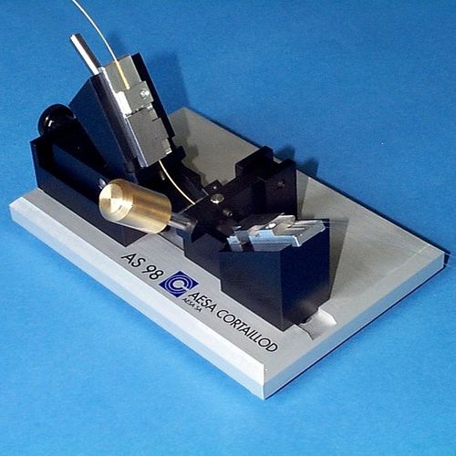 Sistema de posicionamiento para fibra óptica - AS98 - AESA Cortaillod