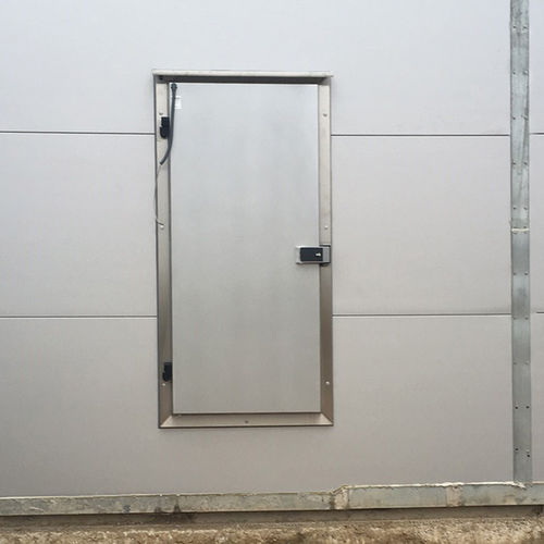 Puerta para cámara frigorífica - Door System A/S - abatible / de acero inoxidable / de acero galvanizado