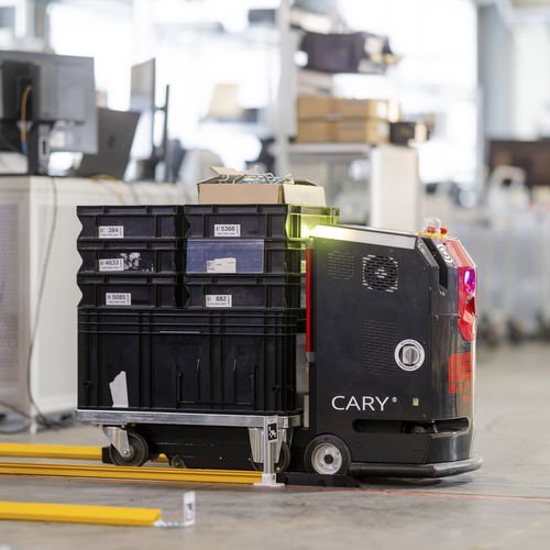 Robot móvil autónomo (AMR) de manipulación - CARY® - METRALABS - de transporte / de carga / de descarga