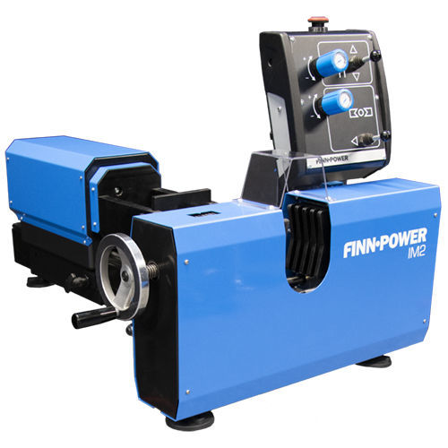 Máquina de preensanblaje de racor sobre flexible - IM2 - Lillbacka Finn-Power