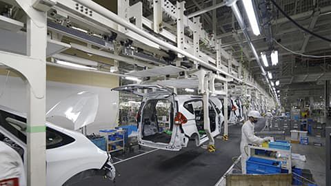 Sistema de transporte para aplicaciones industriales - DAIFUKU - aéreo / de suelo