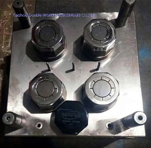 Molde de inyección de plástico multicavidad - DDW-CM301 - Taizhou Double World Plastic&Mould Co., Ltd. - tapas / para la industria del embalaje