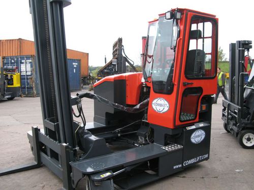 Carretilla elevadora lateral eléctrica - COMBI C4000EN-12 - AMLIFT - para pasillos muy estrechos / multidireccional / con ruedas superelásticas