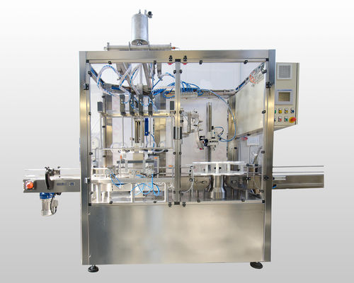 Llenadora taponadora de lineal - Villani Giovanni srl - para líquido / automática