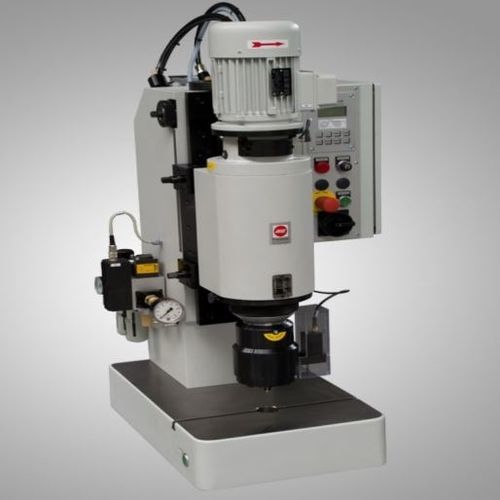 Máquina remachadora radial - N400 - D. Friedrich - de sobremesa / pie bancada