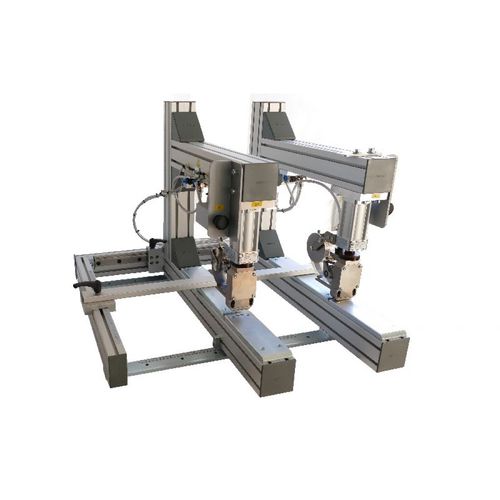 Máquina de grapar neumática - TGR 2/C 13 -36 - MEZGER Heftsysteme - para pieza de plástico / de chapa / con 2 cabezales