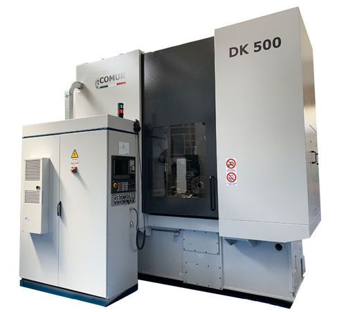 Fresadora de engranajes CNC - DK 500 - COMUR srl