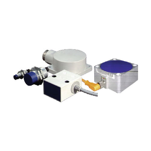 Sensor de proximidad inductivo - IAD series - KLASCHKA Industrieelektronik - cilíndrico / rectangular / roscado