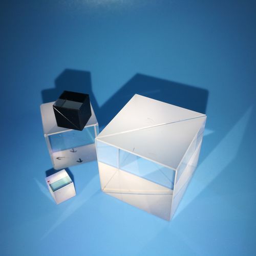 Prisma óptico separador de haz - Changchun Yutai Optics Co., Ltd. - polarizante / no polarizante / de vidrio BK7