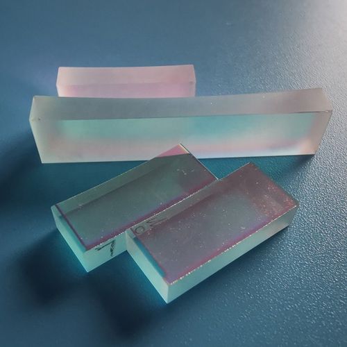Lente cilíndrica - YT-CY014 - Changchun Yutai Optics Co., Ltd. - plano cóncava / de vidrio BK7 / de sílice fundida